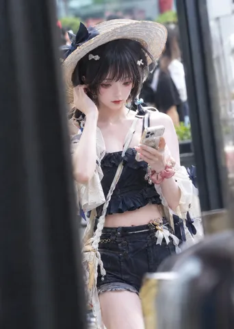 Cosplayer captured candidly through blurry glass and foreground obstacles.